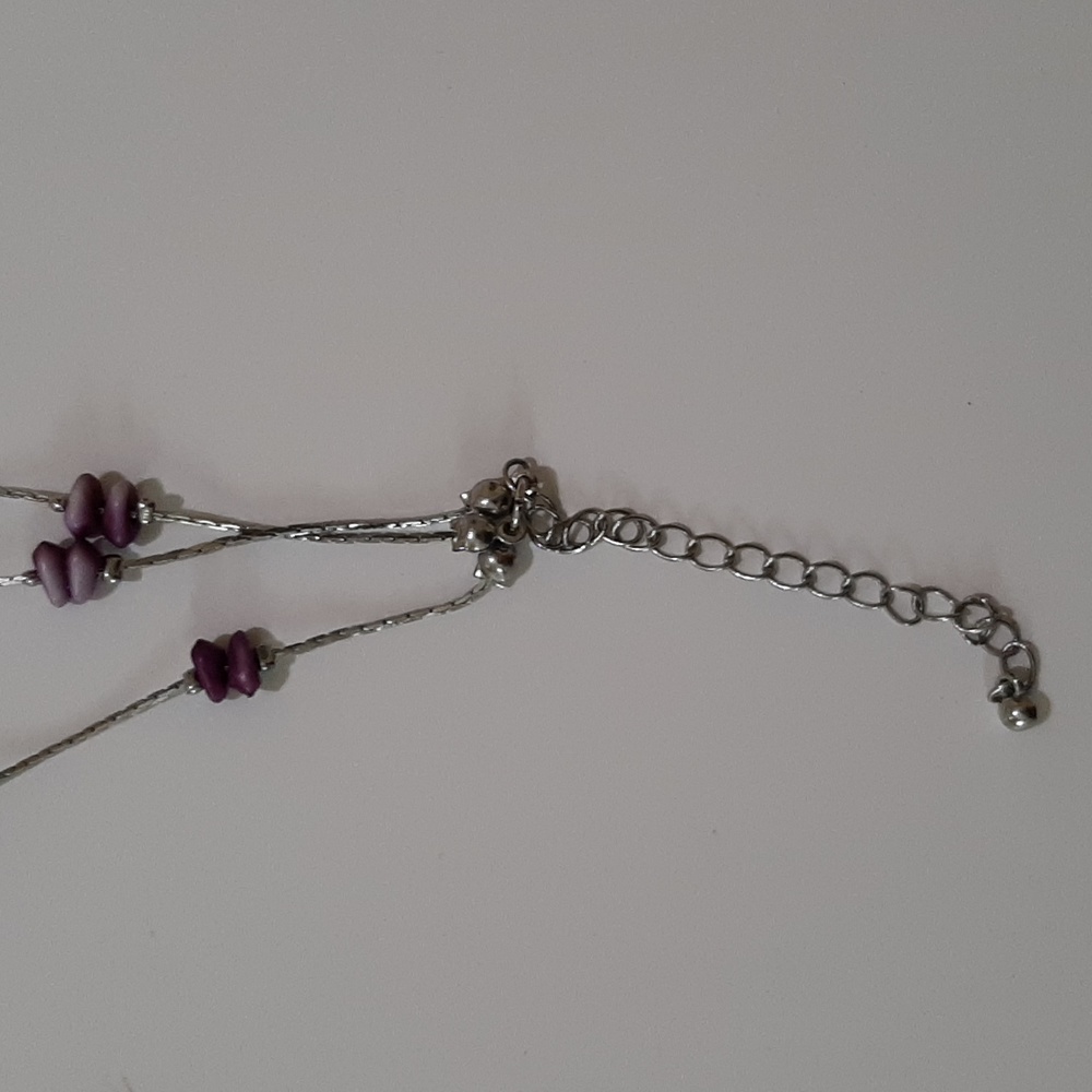 3 pieces of jewelry, 2 necklaces and a bracelet. - Picture 5 of 7